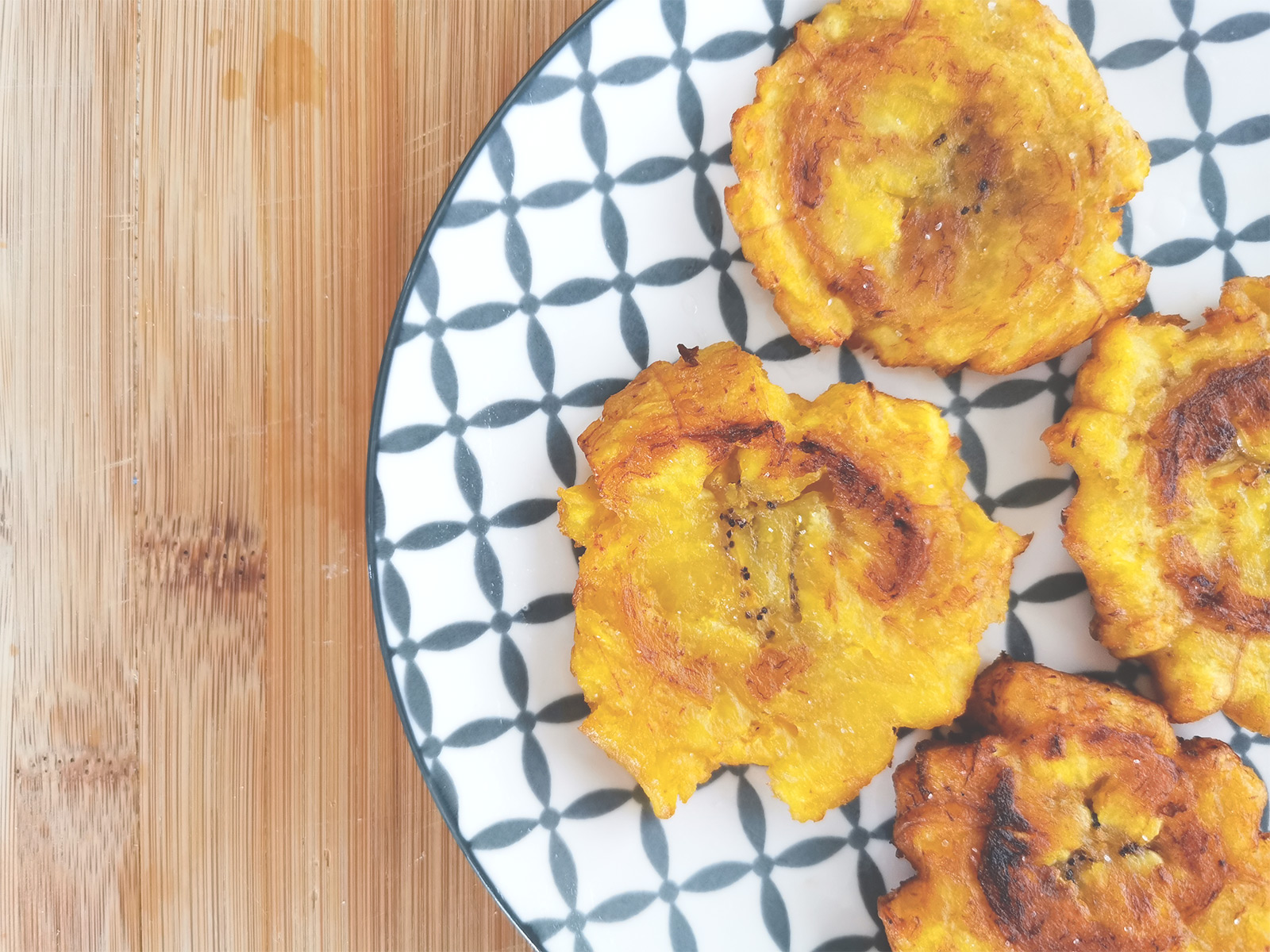 Tostones, bananes plantain frites